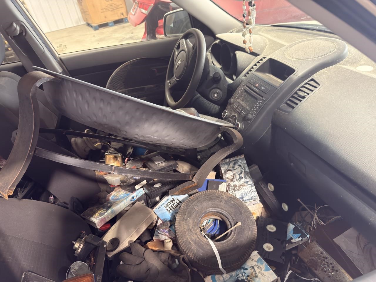 https://f005.backblazeb2.com/file/img-partshotlines-com/Inventory/EX571/Vehicle/21155_09.jpg