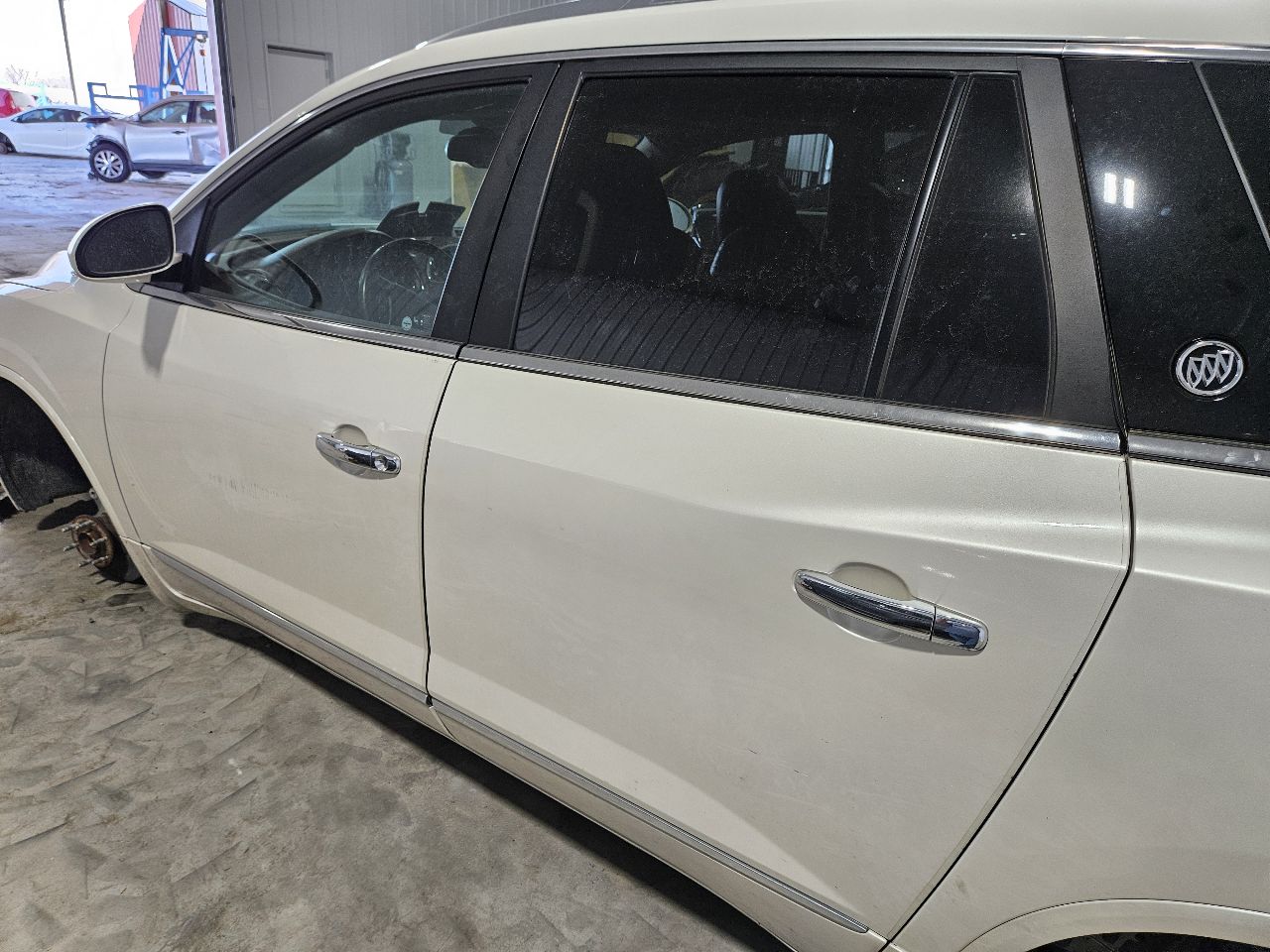 https://f005.backblazeb2.com/file/img-partshotlines-com/Inventory/EX571/Vehicle/21166_08.jpg
