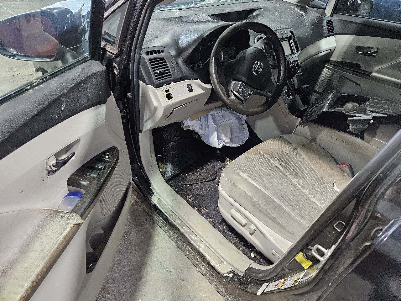 https://f005.backblazeb2.com/file/img-partshotlines-com/Inventory/EX571/Vehicle/21171_08.jpg