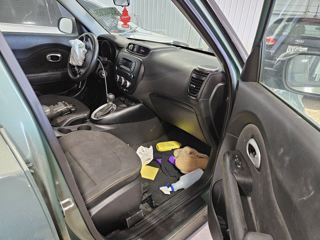 Vehicle/21191_04.jpg