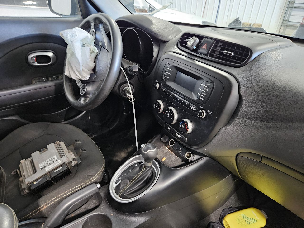 Vehicle/21191_05.jpg