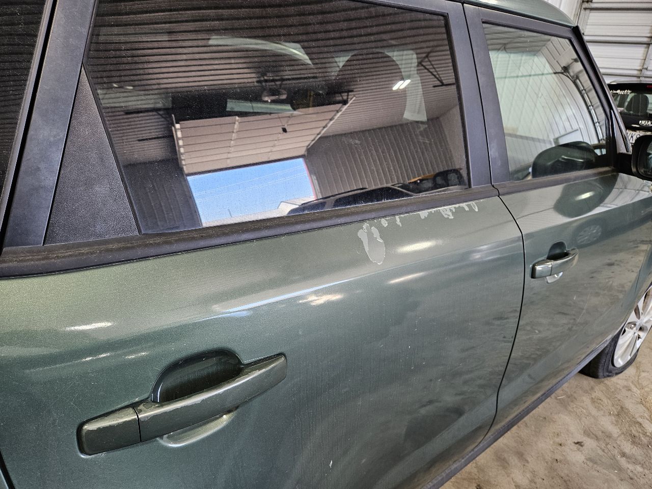 Vehicle/21191_06.jpg