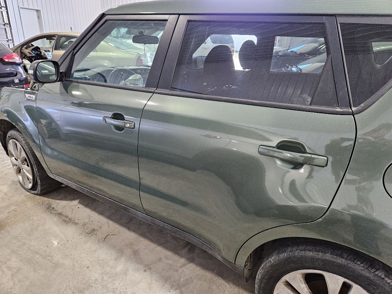 Vehicle/21191_09.jpg