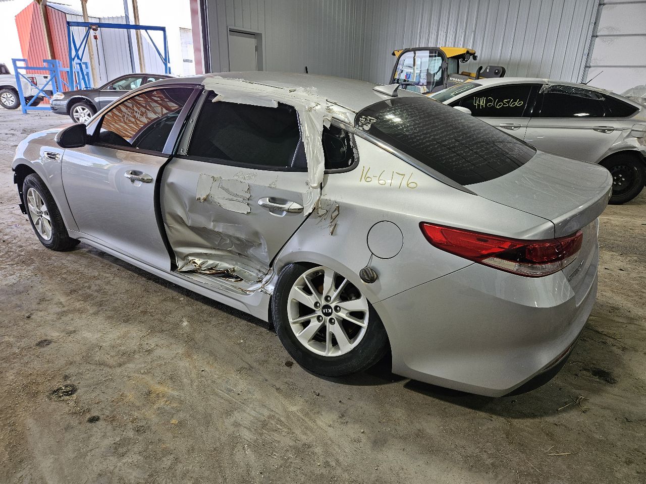 Vehicle/21232_09.jpg
