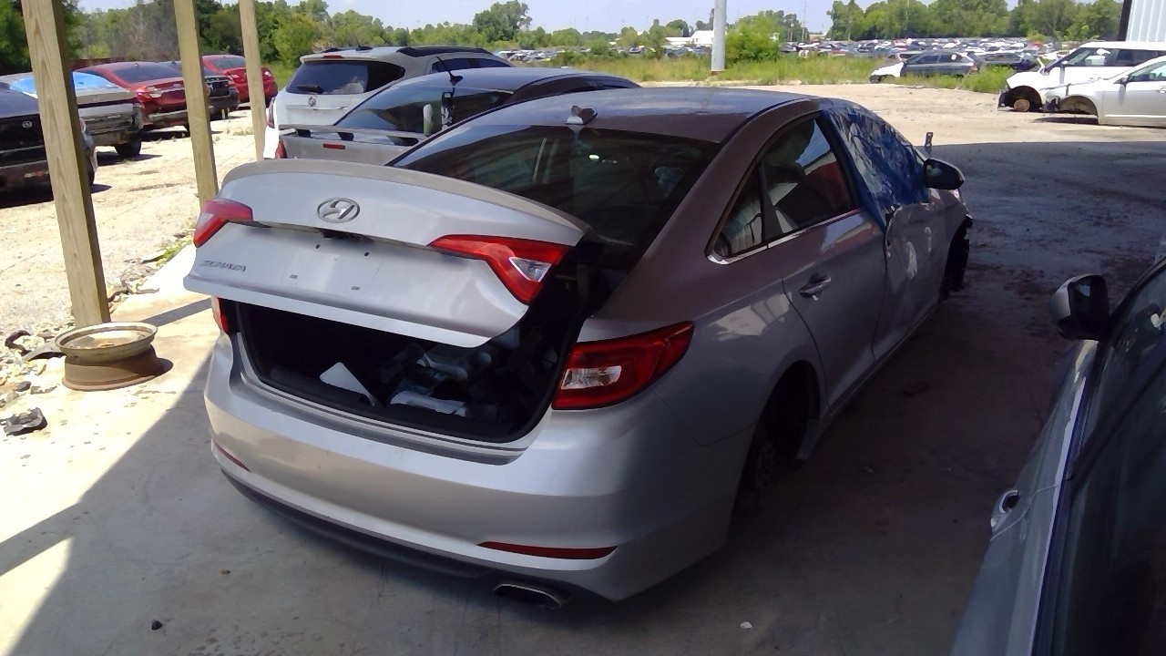 Vehicle/21311_06.jpg