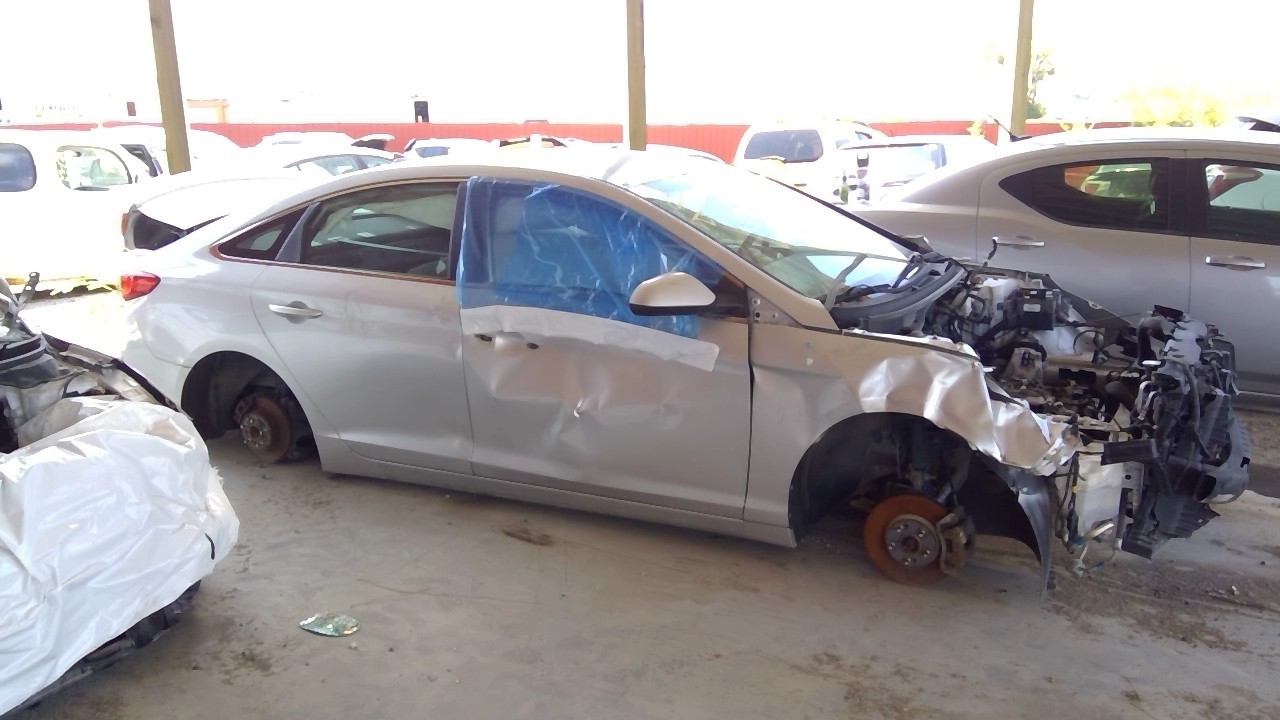 Vehicle/21311_07.jpg