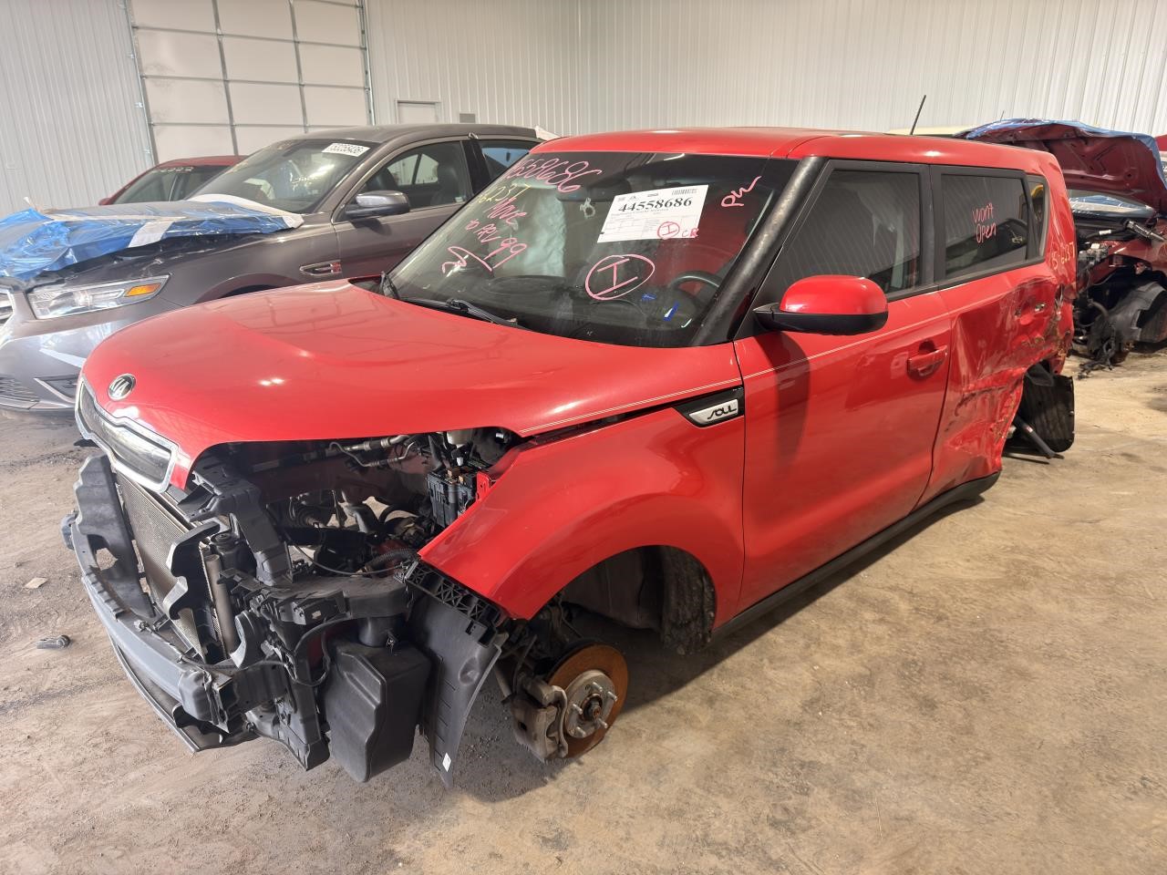 Vehicle/21322_03.jpg