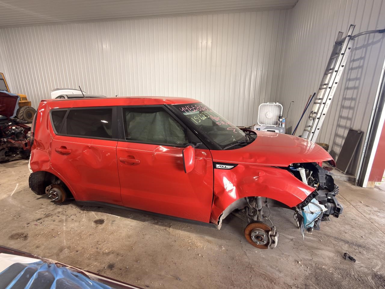 Vehicle/21322_08.jpg