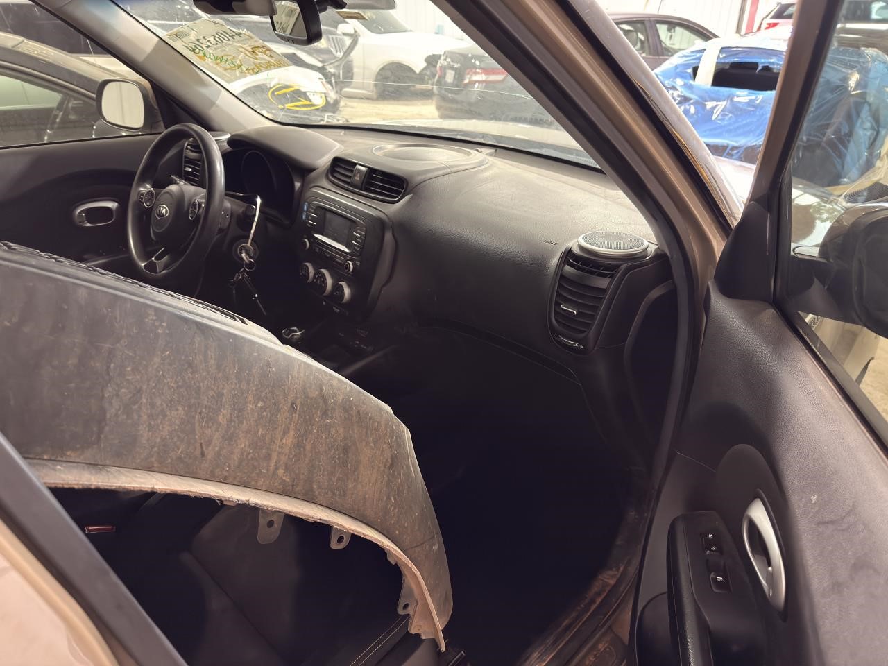 https://f005.backblazeb2.com/file/img-partshotlines-com/Inventory/EX571/Vehicle/21330_06.jpg