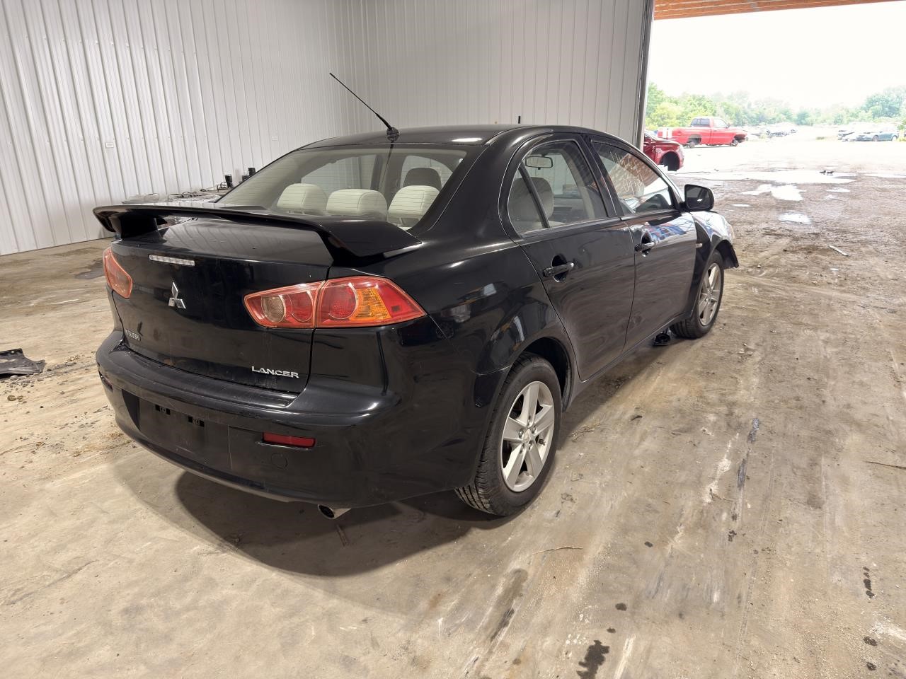 https://f005.backblazeb2.com/file/img-partshotlines-com/Inventory/EX571/Vehicle/21335_04.jpg