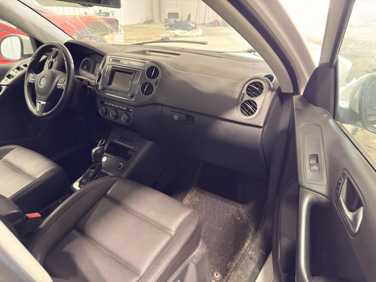 https://f005.backblazeb2.com/file/img-partshotlines-com/Inventory/EX571/Vehicle/21348_09.jpg