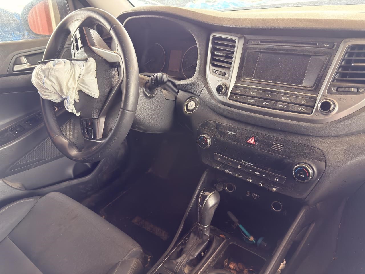 Vehicle/21352_10.jpg