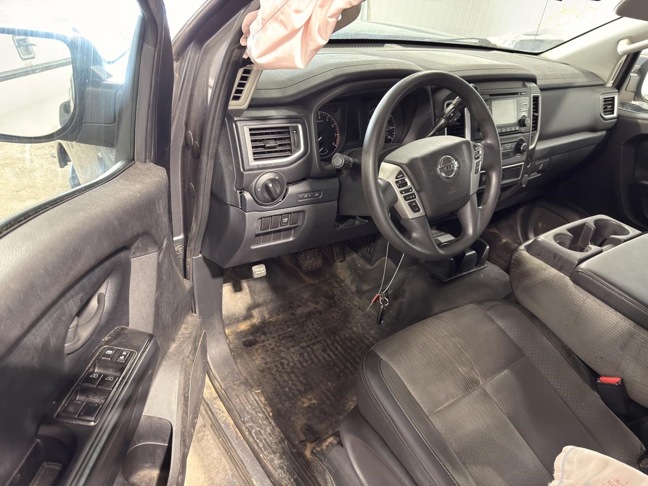 https://f005.backblazeb2.com/file/img-partshotlines-com/Inventory/EX571/Vehicle/21357_11.jpg