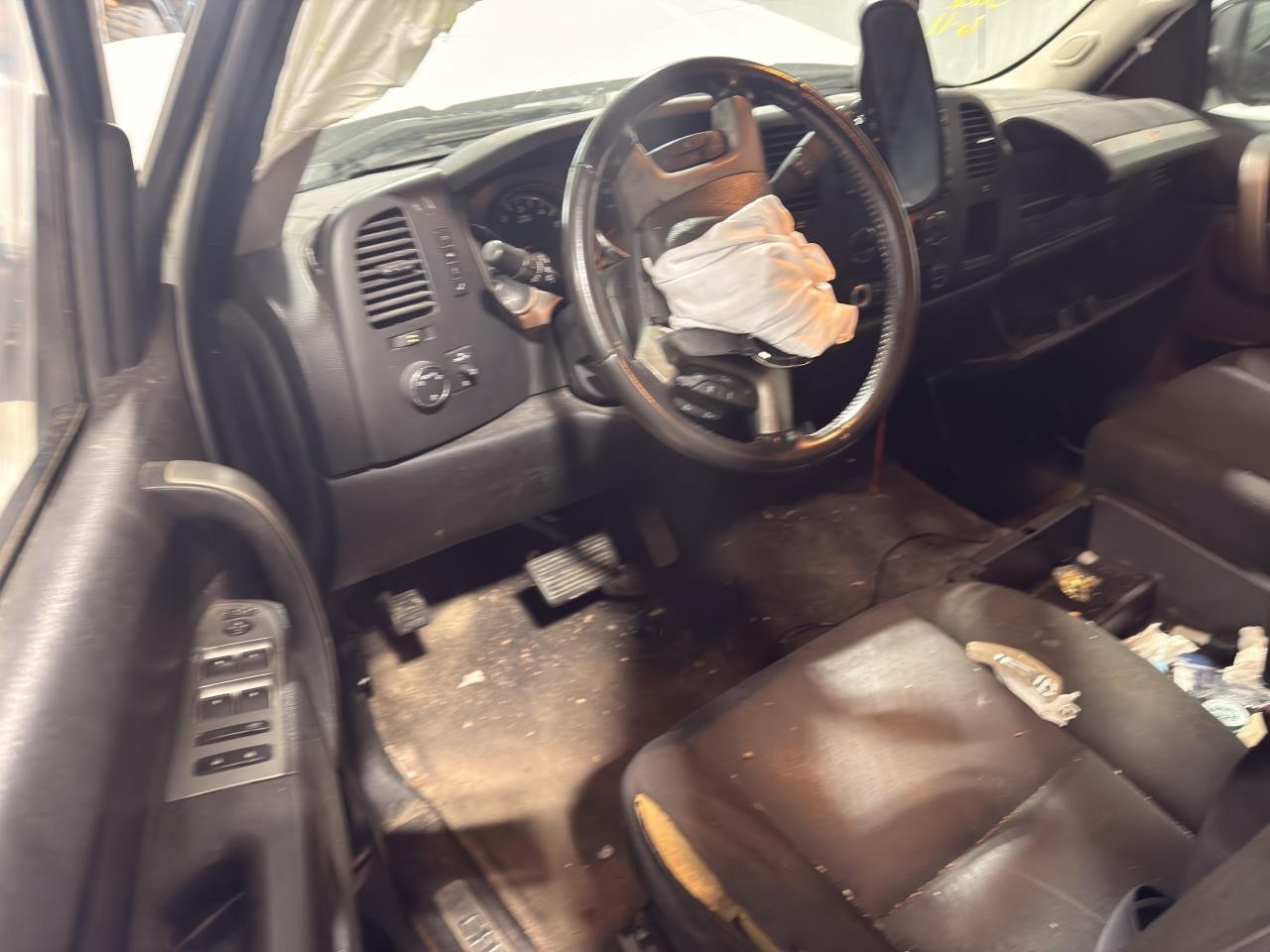 https://f005.backblazeb2.com/file/img-partshotlines-com/Inventory/EX571/Vehicle/21360_11.jpg