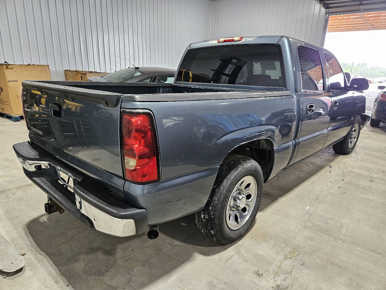 https://f005.backblazeb2.com/file/img-partshotlines-com/Inventory/EX571/Vehicle/21400_06.jpg