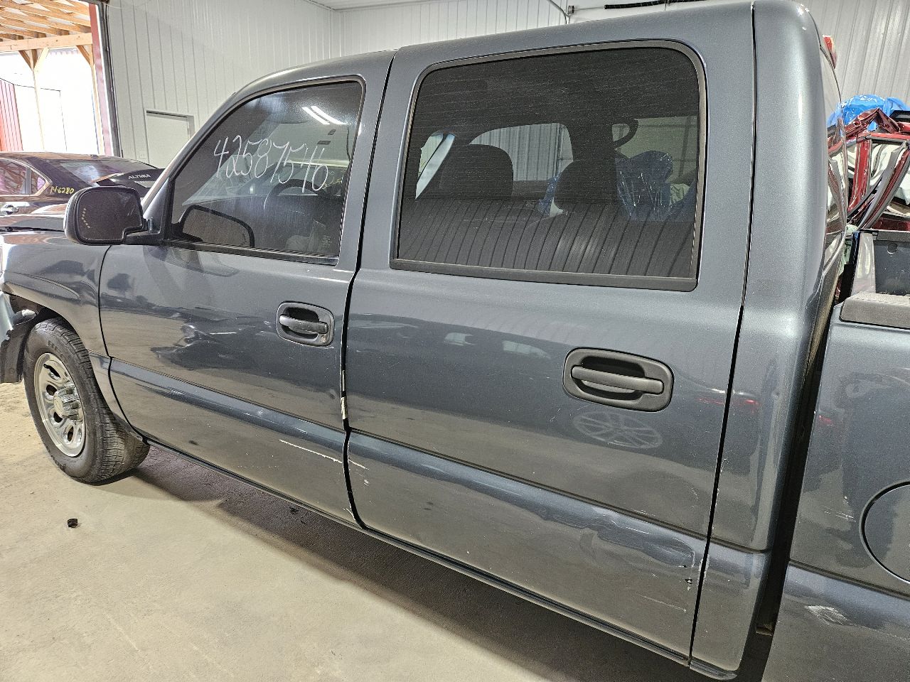 https://f005.backblazeb2.com/file/img-partshotlines-com/Inventory/EX571/Vehicle/21400_11.jpg