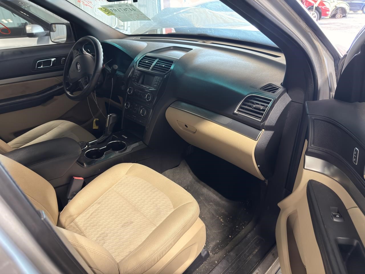 https://f005.backblazeb2.com/file/img-partshotlines-com/Inventory/EX571/Vehicle/21426_09.jpg