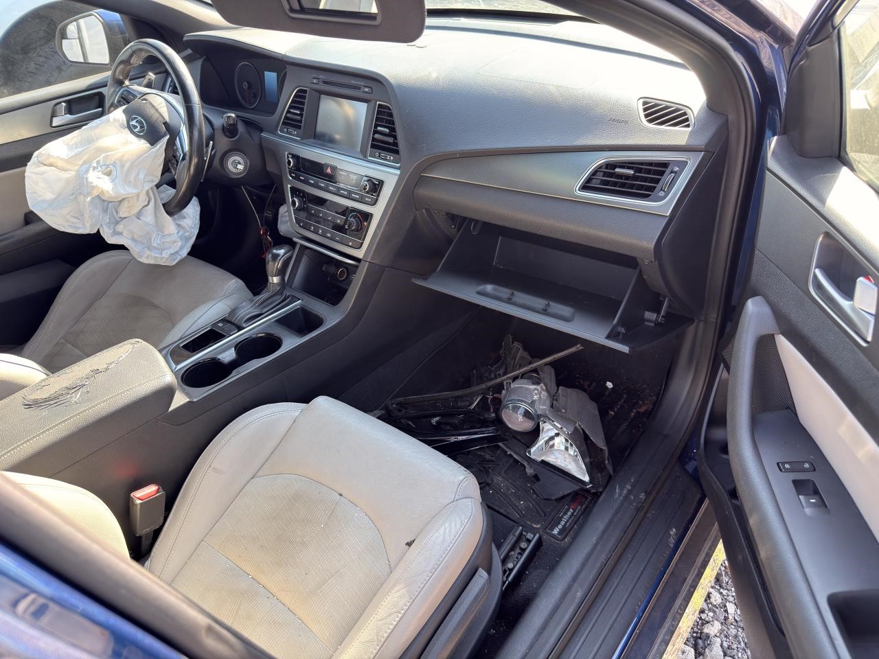 Vehicle/21433_09.jpg