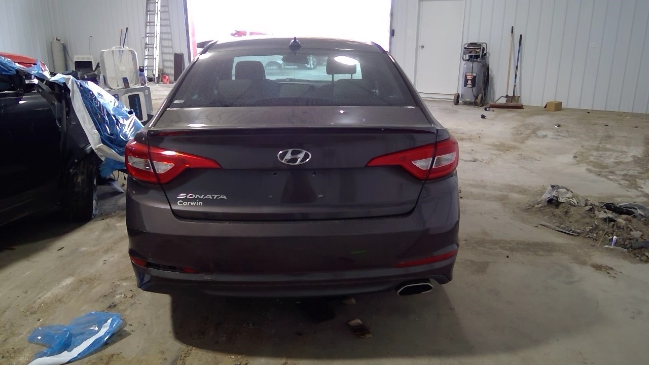 Vehicle/21458_05.jpg
