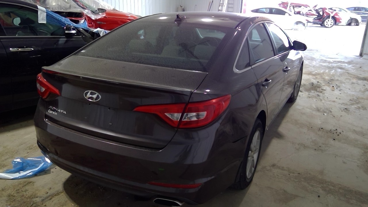 Vehicle/21458_06.jpg