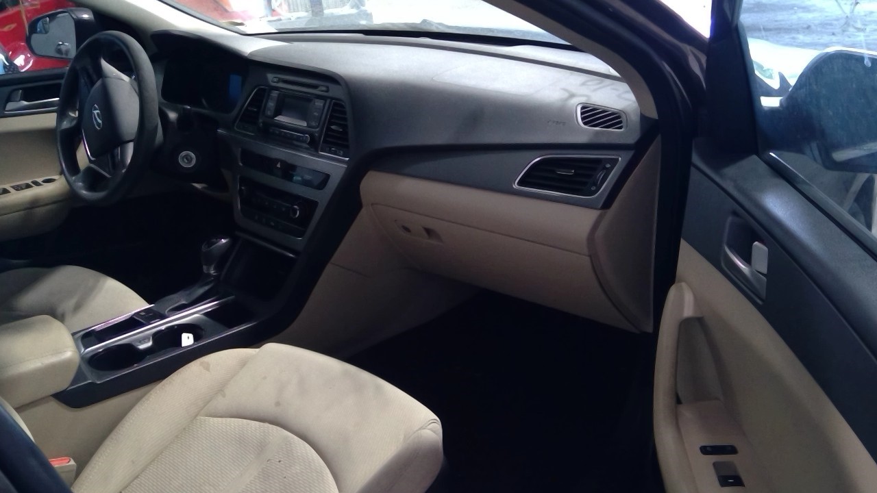 Vehicle/21458_08.jpg