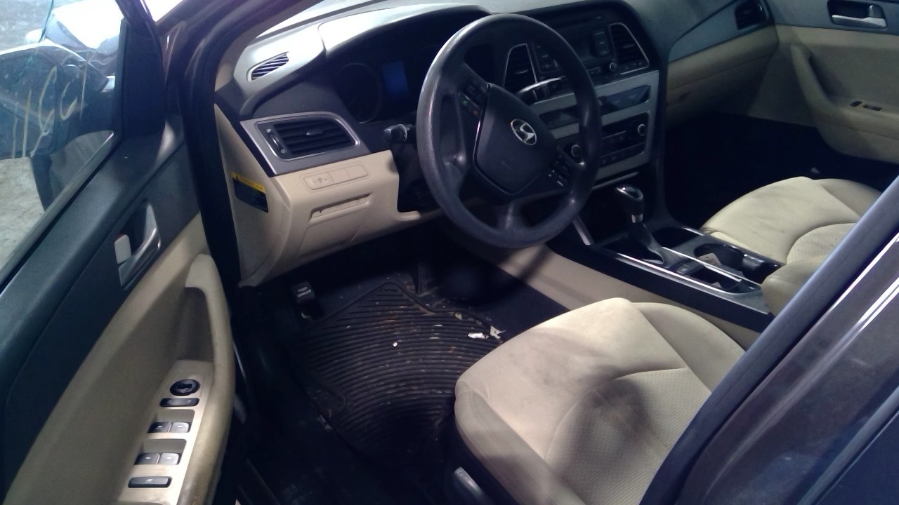 Vehicle/21458_10.jpg
