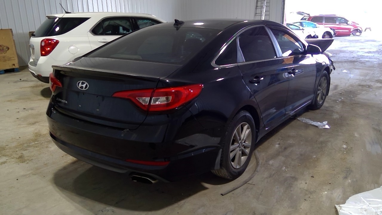 Vehicle/21479_07.jpg