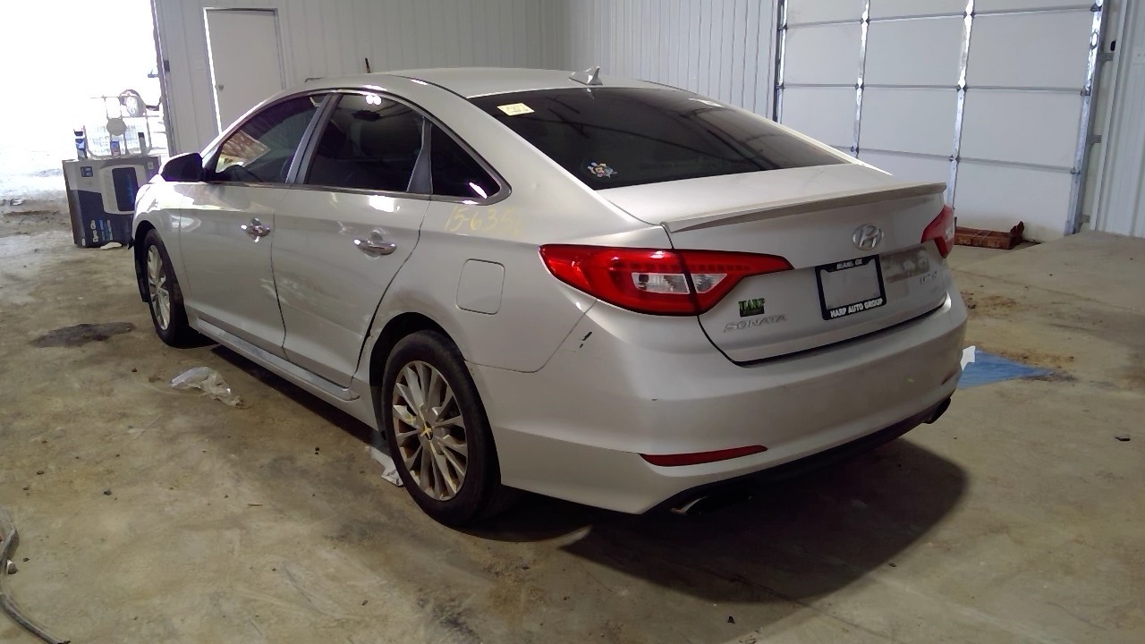 Vehicle/21482_05.jpg