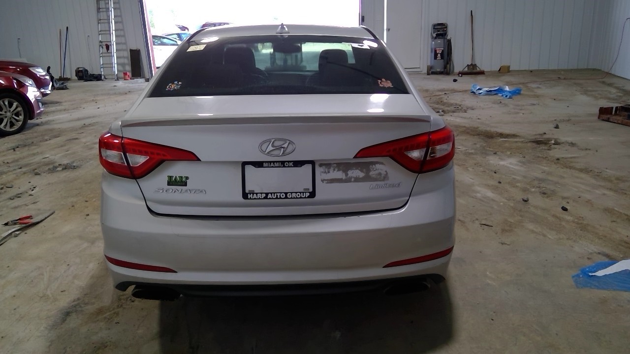 Vehicle/21482_06.jpg