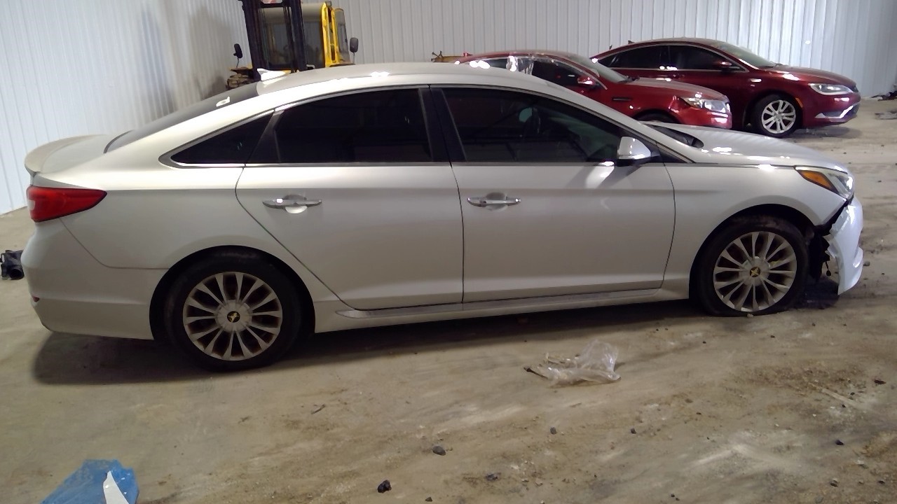 Vehicle/21482_08.jpg