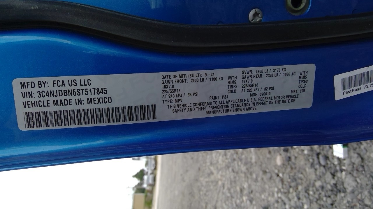 https://f005.backblazeb2.com/file/img-partshotlines-com/Inventory/EX571/Vehicle/21495_11.jpg