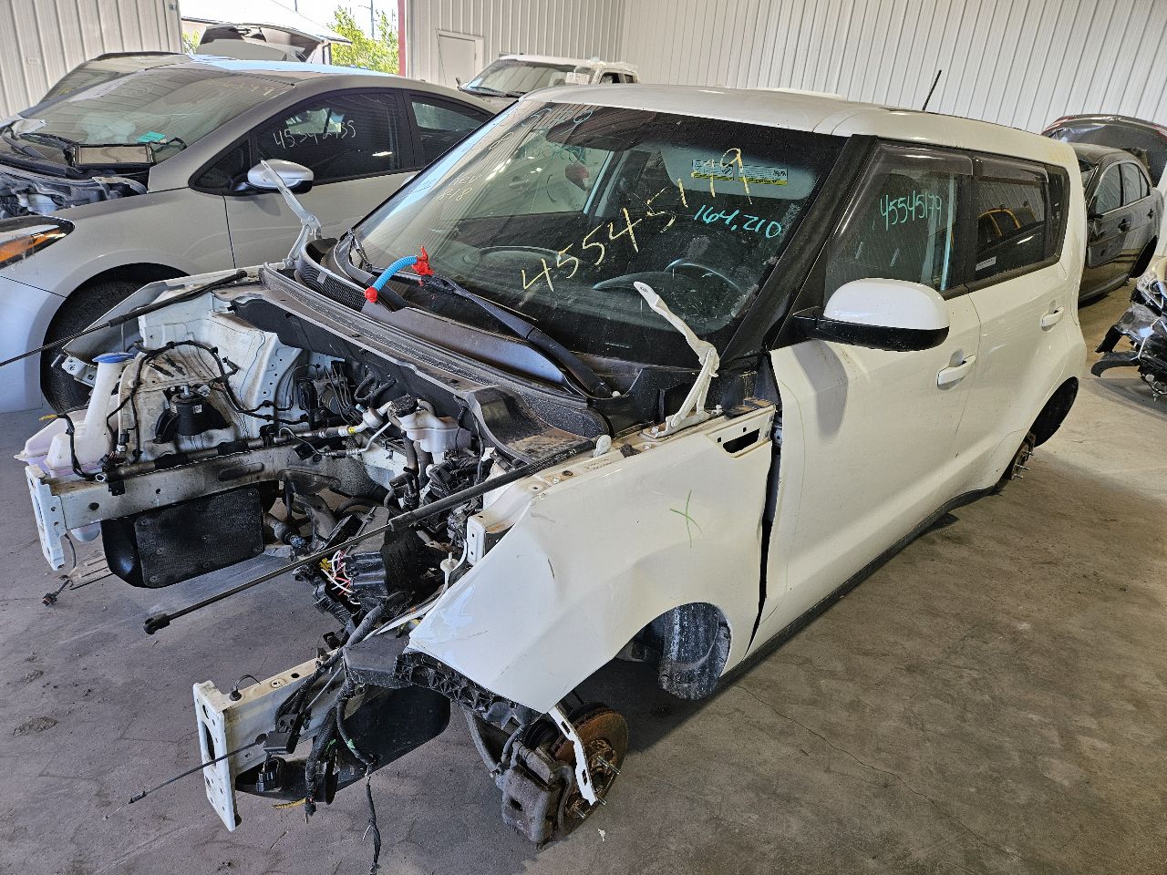 https://f005.backblazeb2.com/file/img-partshotlines-com/Inventory/EX571/Vehicle/21519_01.jpg