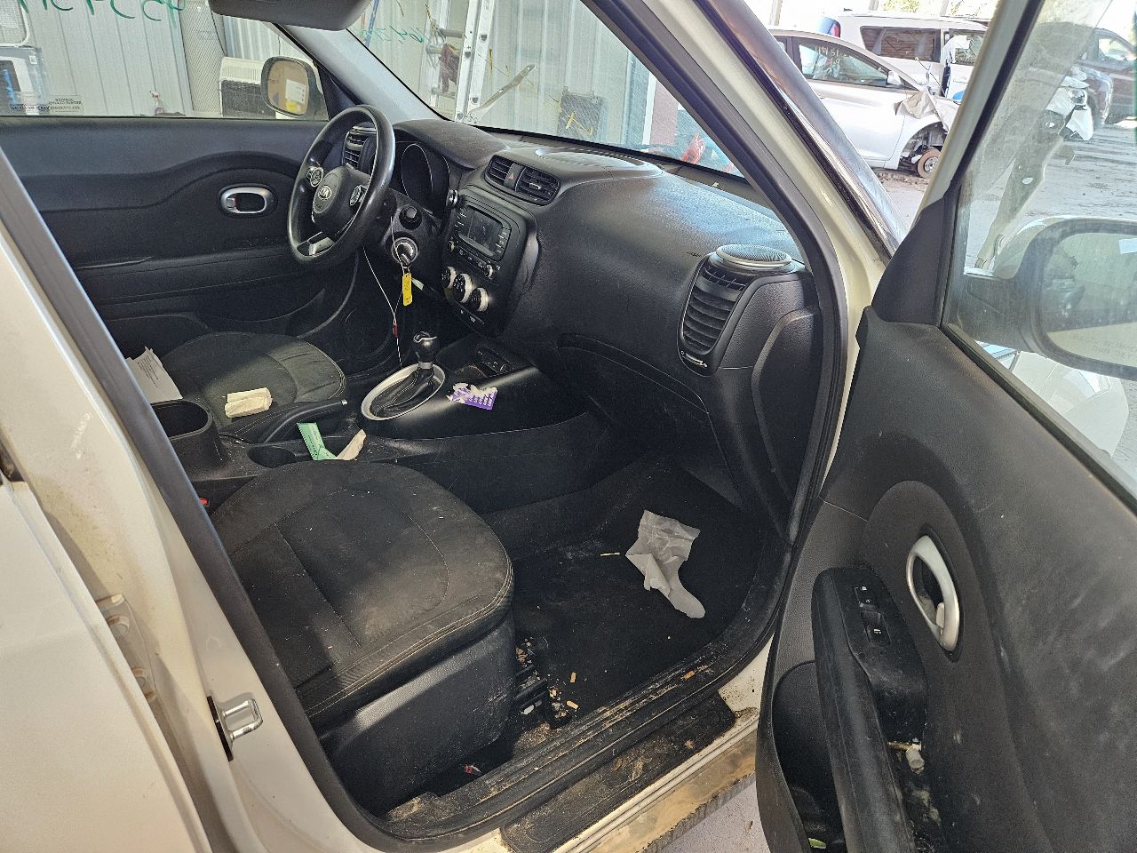 https://f005.backblazeb2.com/file/img-partshotlines-com/Inventory/EX571/Vehicle/21519_03.jpg