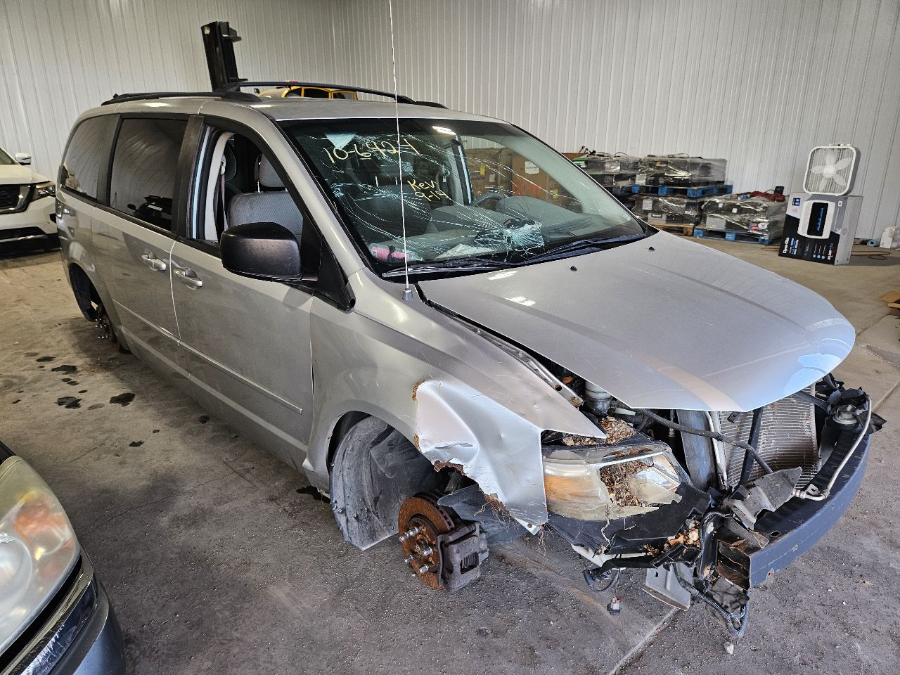 https://f005.backblazeb2.com/file/img-partshotlines-com/Inventory/EX571/Vehicle/21564_02.jpg