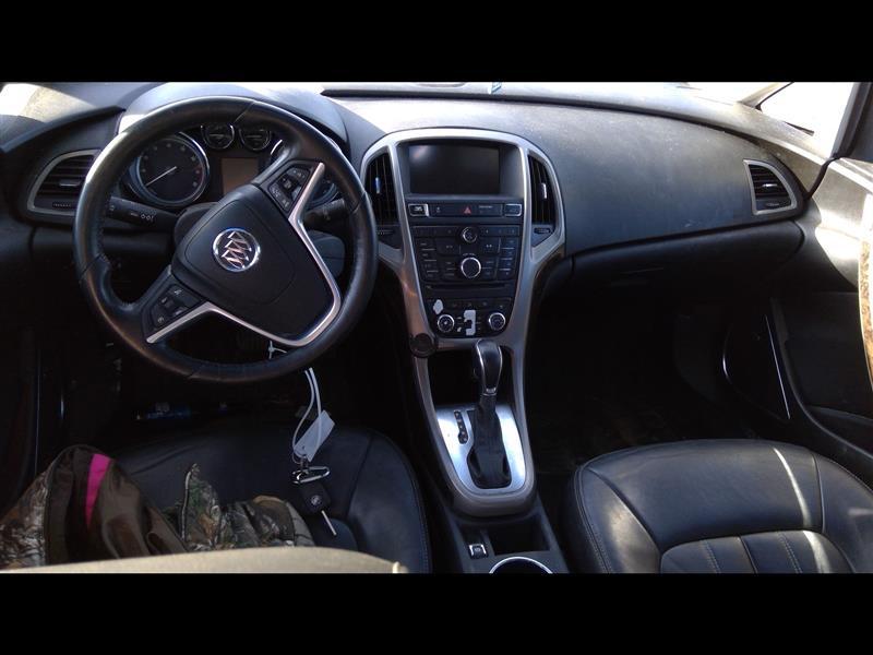 b/b/i/e/5dede595-e99e-4594-b418-7e20d96fbe18.jpg