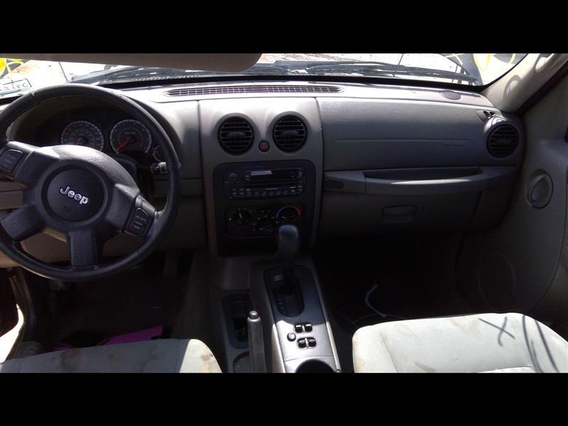 c/a/c/f/0bee60ab-fe41-4267-b8de-9eceb5b7e214.jpg