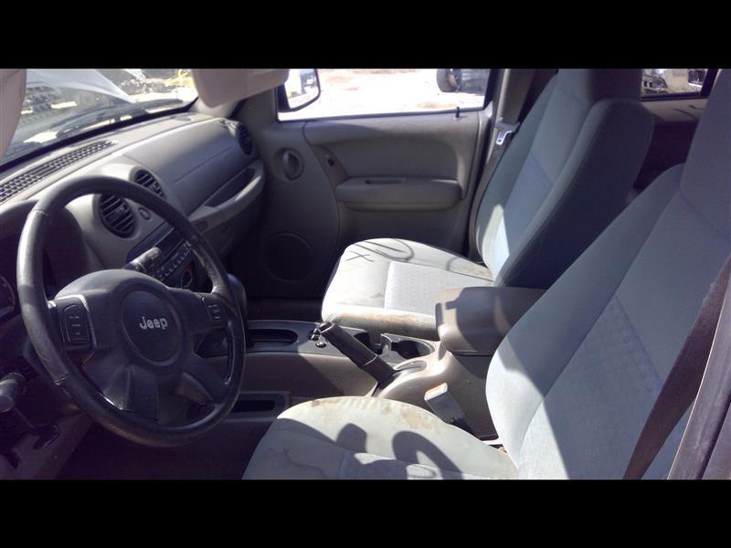 c/a/c/f/d1eafbf8-28cc-49a1-a5cd-ee77c2825d9c.jpg