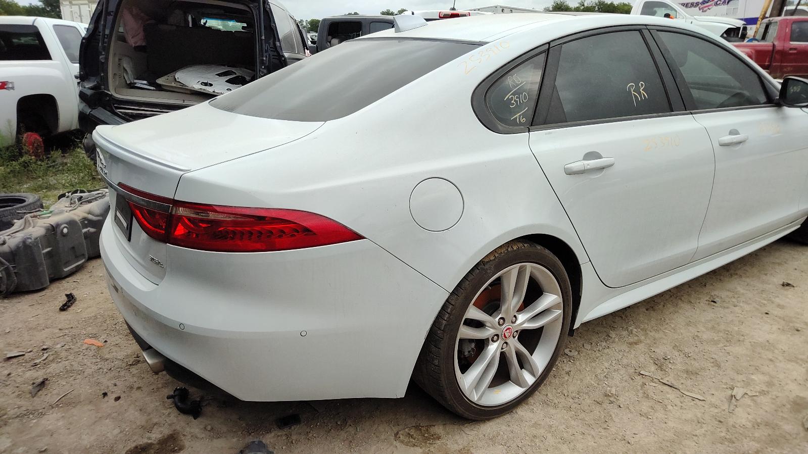 i/a/h/i/3f5e5ea0-3d8b-4e91-97e5-ed71e702dcb6.jpg
