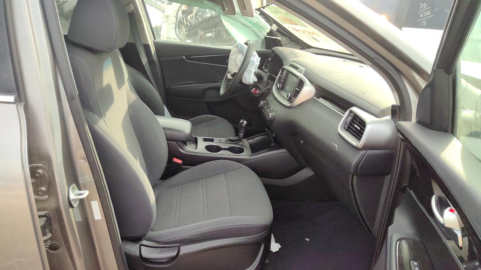i/e/j/h/70ae2c98-69a6-4f0c-a882-d3cdefbb93d1.jpg