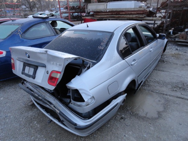 https://f005.backblazeb2.com/file/img-partshotlines-com/Inventory/EX598/Vehicle/15295_01.jpg