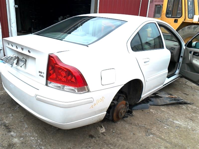 https://f005.backblazeb2.com/file/img-partshotlines-com/Inventory/EX598/Vehicle/17874_06.jpg