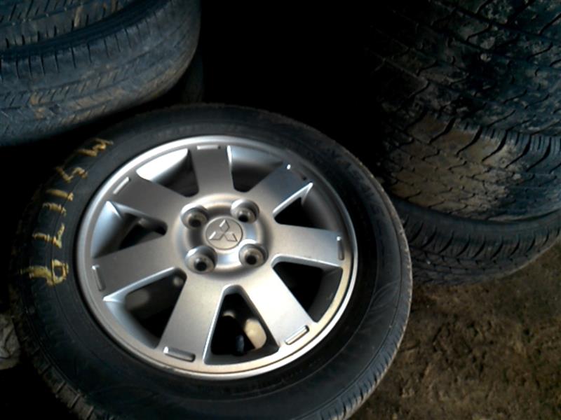 https://f005.backblazeb2.com/file/img-partshotlines-com/Inventory/EX598/Vehicle/18148_01.jpg