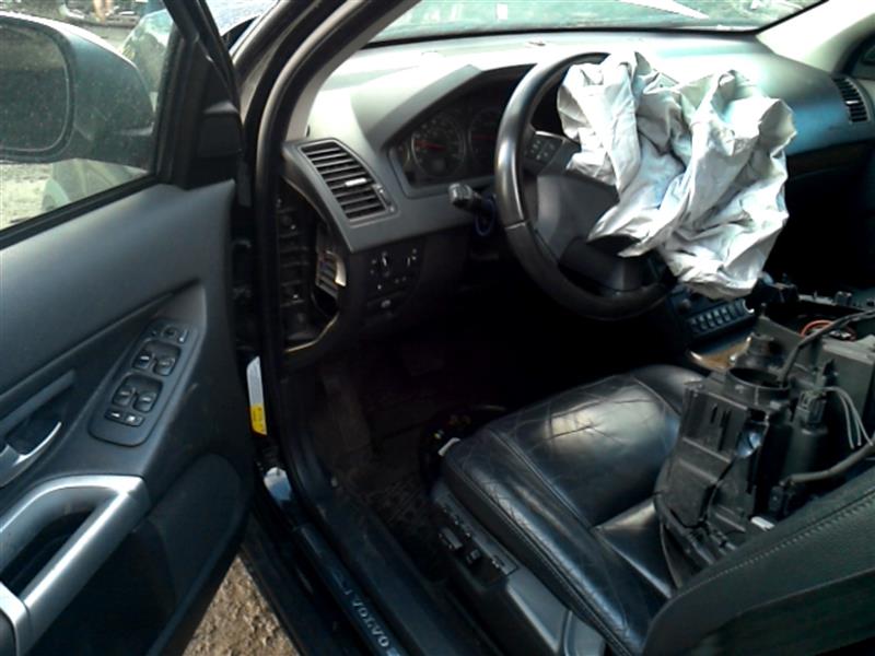 https://f005.backblazeb2.com/file/img-partshotlines-com/Inventory/EX598/Vehicle/18666_03.jpg