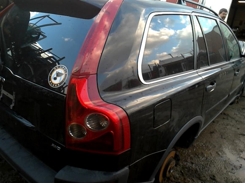 https://f005.backblazeb2.com/file/img-partshotlines-com/Inventory/EX598/Vehicle/18666_06.jpg