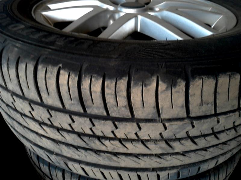 https://f005.backblazeb2.com/file/img-partshotlines-com/Inventory/EX598/Vehicle/19256_02.jpg