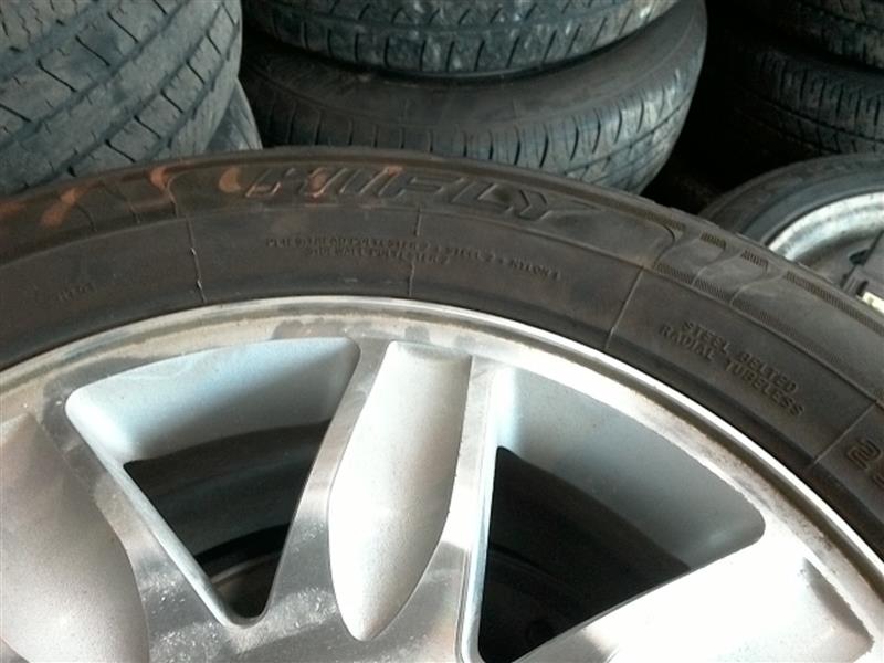 https://f005.backblazeb2.com/file/img-partshotlines-com/Inventory/EX598/Vehicle/20767_10.jpg