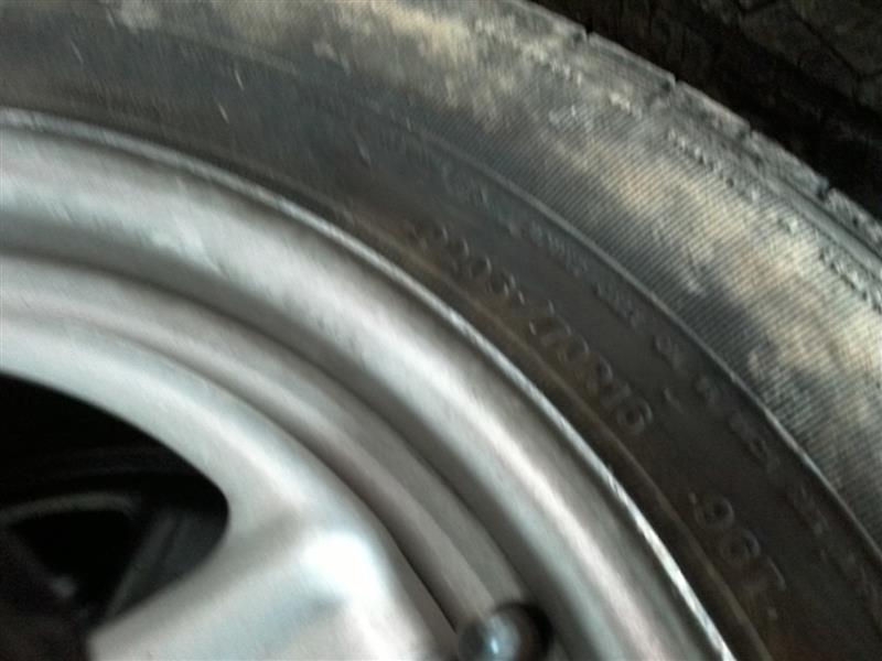 https://f005.backblazeb2.com/file/img-partshotlines-com/Inventory/EX598/Vehicle/20807_12.jpg