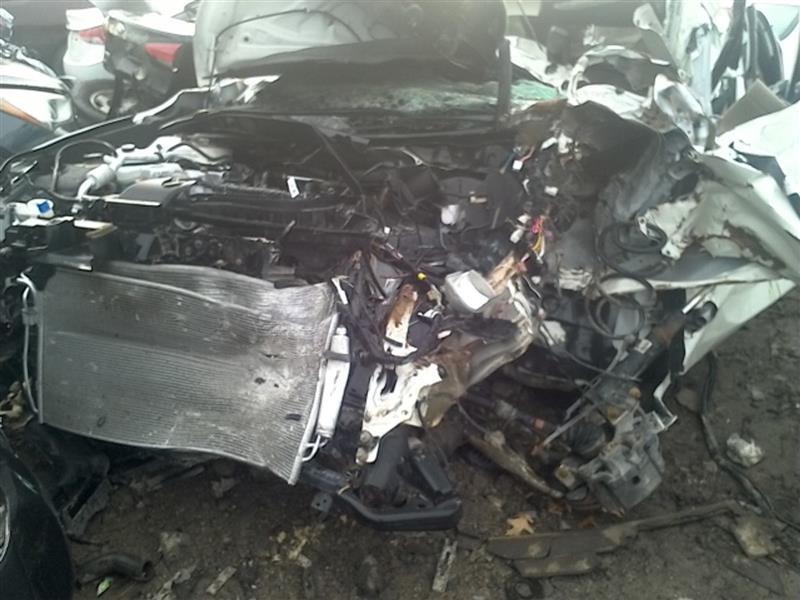 https://f005.backblazeb2.com/file/img-partshotlines-com/Inventory/EX598/Vehicle/21781_09.jpg