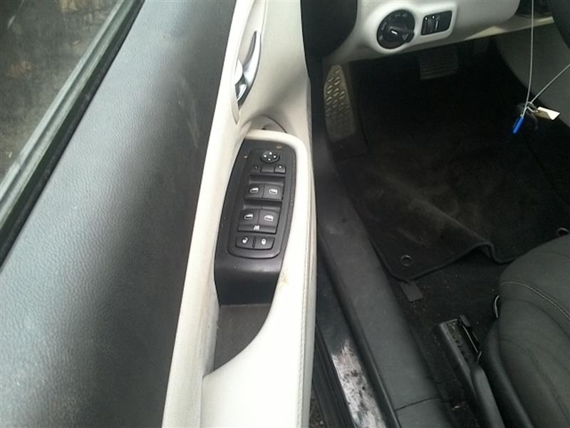 https://f005.backblazeb2.com/file/img-partshotlines-com/Inventory/EX598/Vehicle/21783_06.jpg