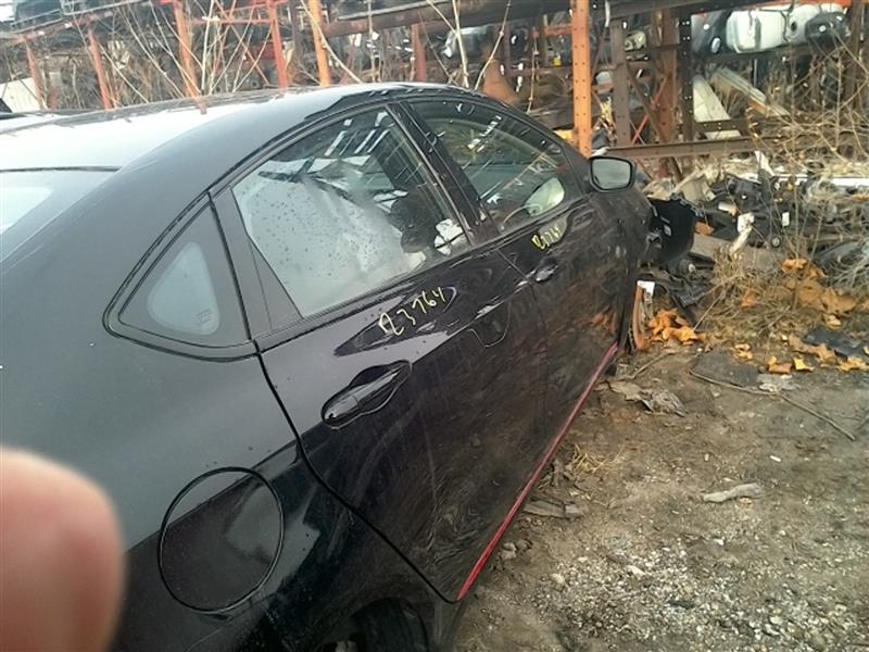 https://f005.backblazeb2.com/file/img-partshotlines-com/Inventory/EX598/Vehicle/21783_12.jpg